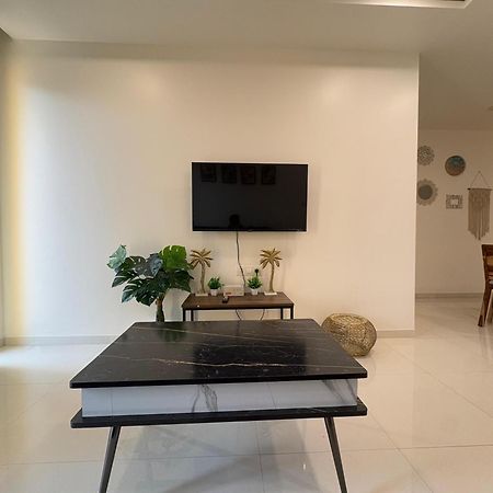 Good Stay 2Bhk Pool Apartment 10 Mins From Dabolim Airport Goa 102 Consua 외부 사진