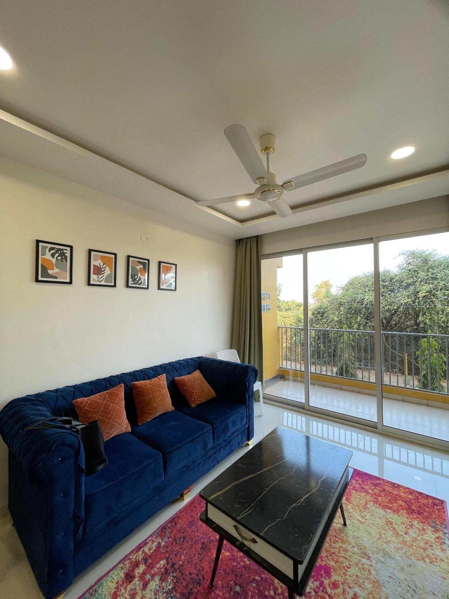 Good Stay 2Bhk Pool Apartment 10 Mins From Dabolim Airport Goa 102 Consua 외부 사진